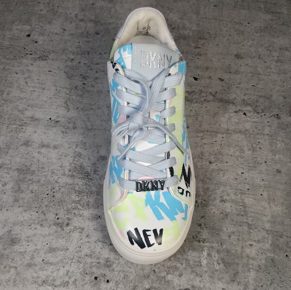 DKNY Logo Sneakers - Picture 3 of 13